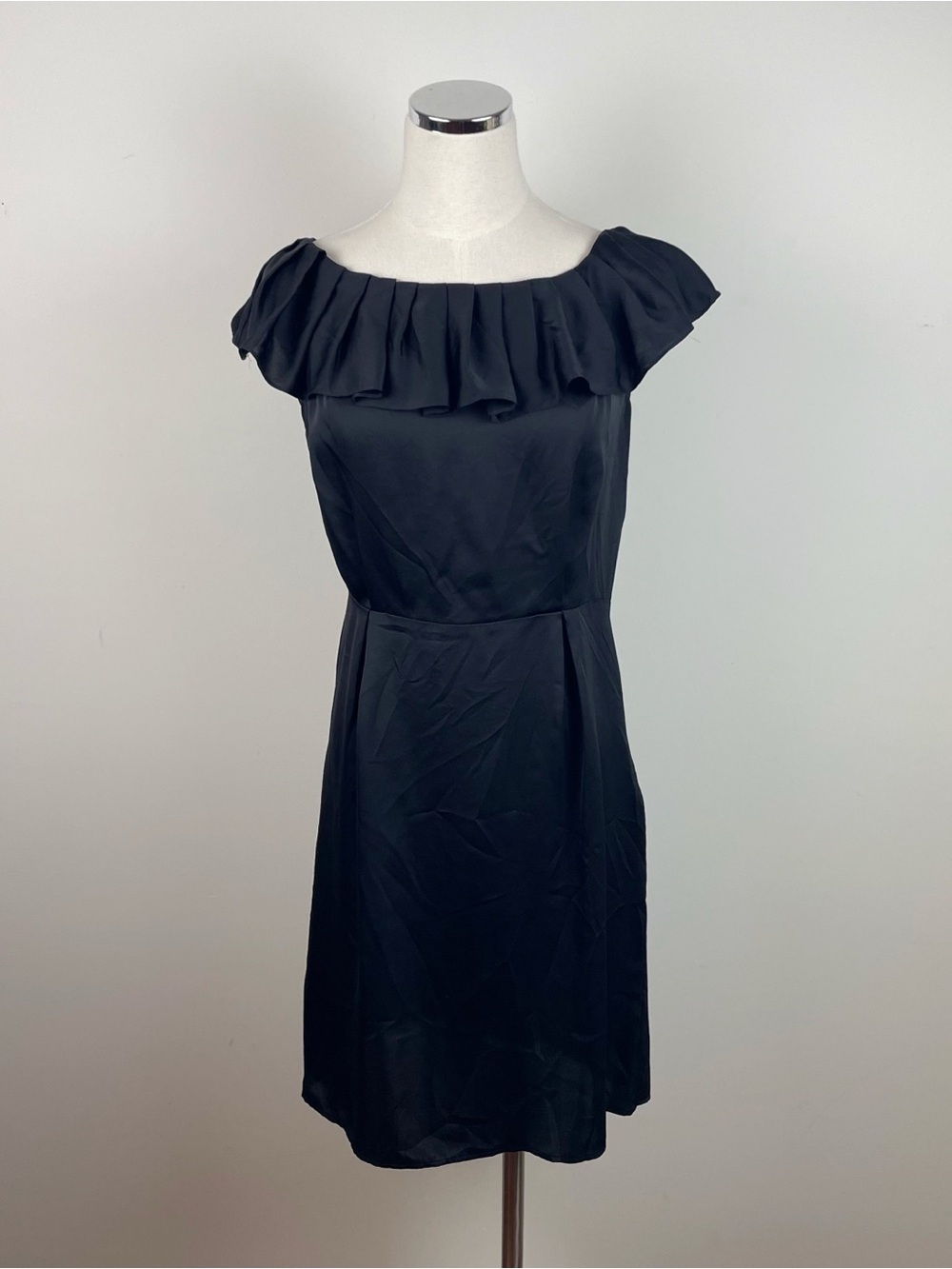 Banana Republic Solid Black 100% Silk Ruffle Dress New With Tag Women Size 10